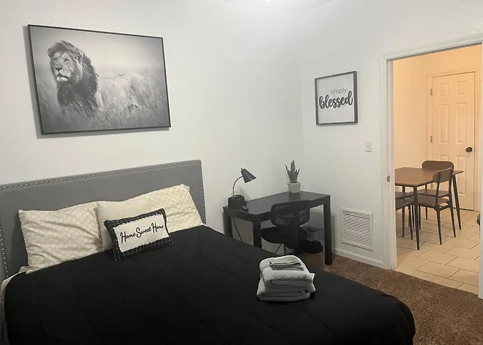 3 Bed 3 Bath Townhome Apartment