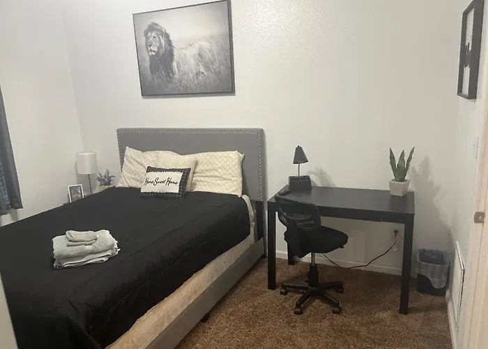 3 Bed 3 Bath Townhome * Tallahassee