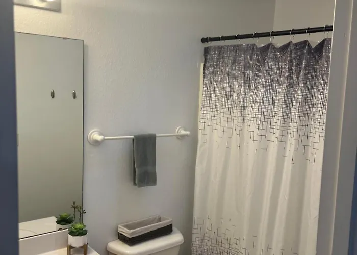 3 Bed 3 Bath Townhome